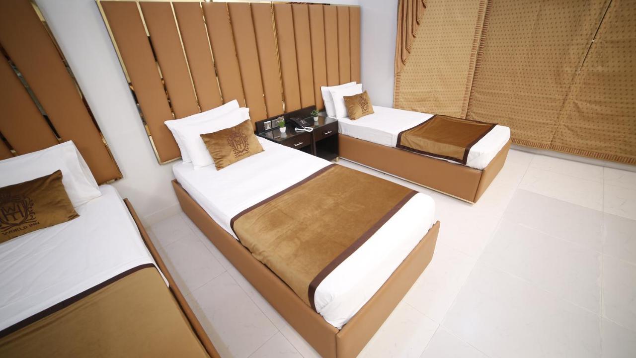 Four Squares Karachi Bed & Breakfast Bagian luar foto